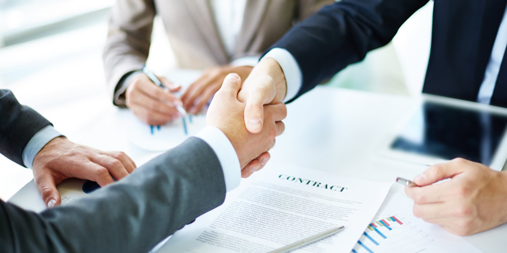 貼角機、壓泡機廠房服(fú)務團隊